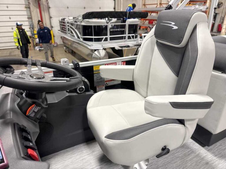 2026 Bennington 22SSR - SPS - SPECIAL PACKAGE US-ETWS9539K526 [photo 15]